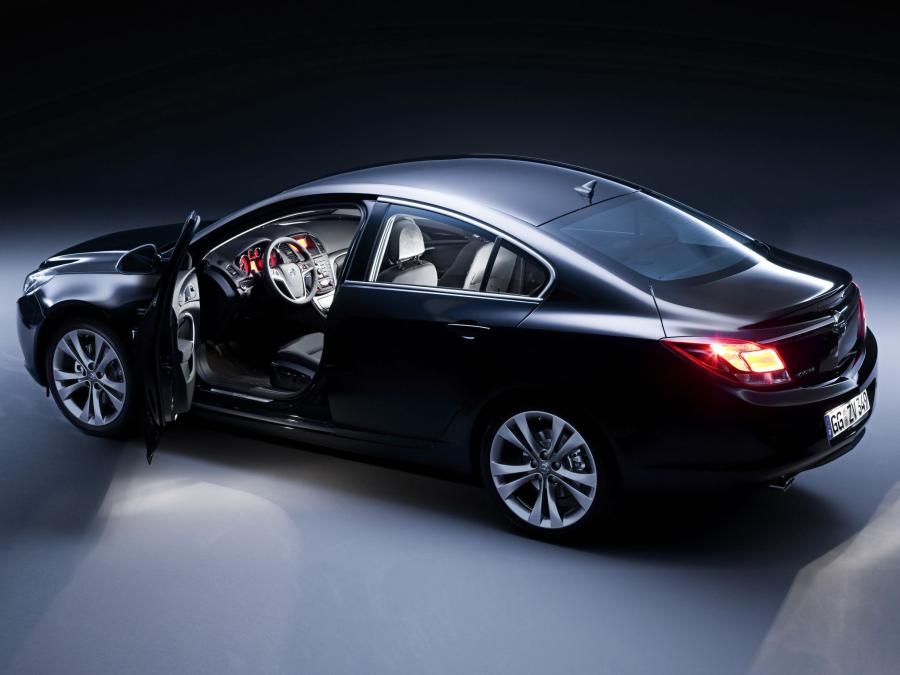  Opel Insignia 2008 года  (фото 39 из 126)